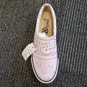 Gnd sneakers